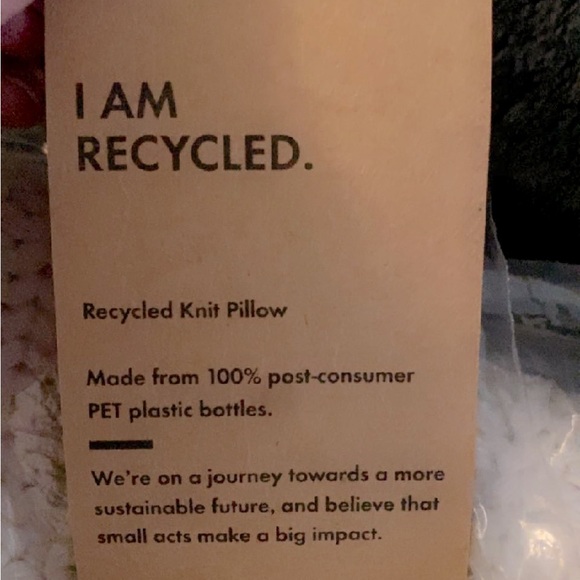 Indigo pillow covers plus pillow, m20" X 20" - Picture 13 of 16